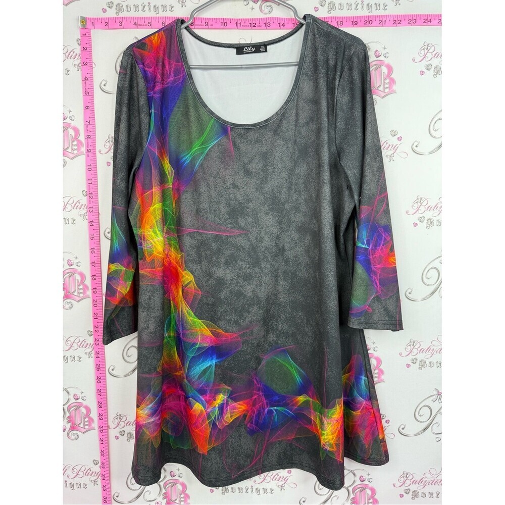 Lily shirt Rainbow Swirl Scoop Neck Tunic on Charcoal